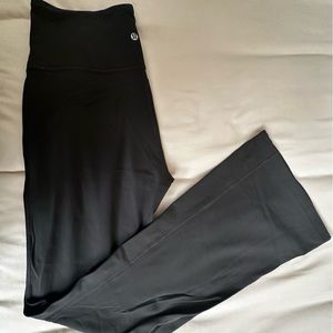 Groove Super-High-Rise Flare Pant Nulu *Regular - Graphite Grey - Size 8